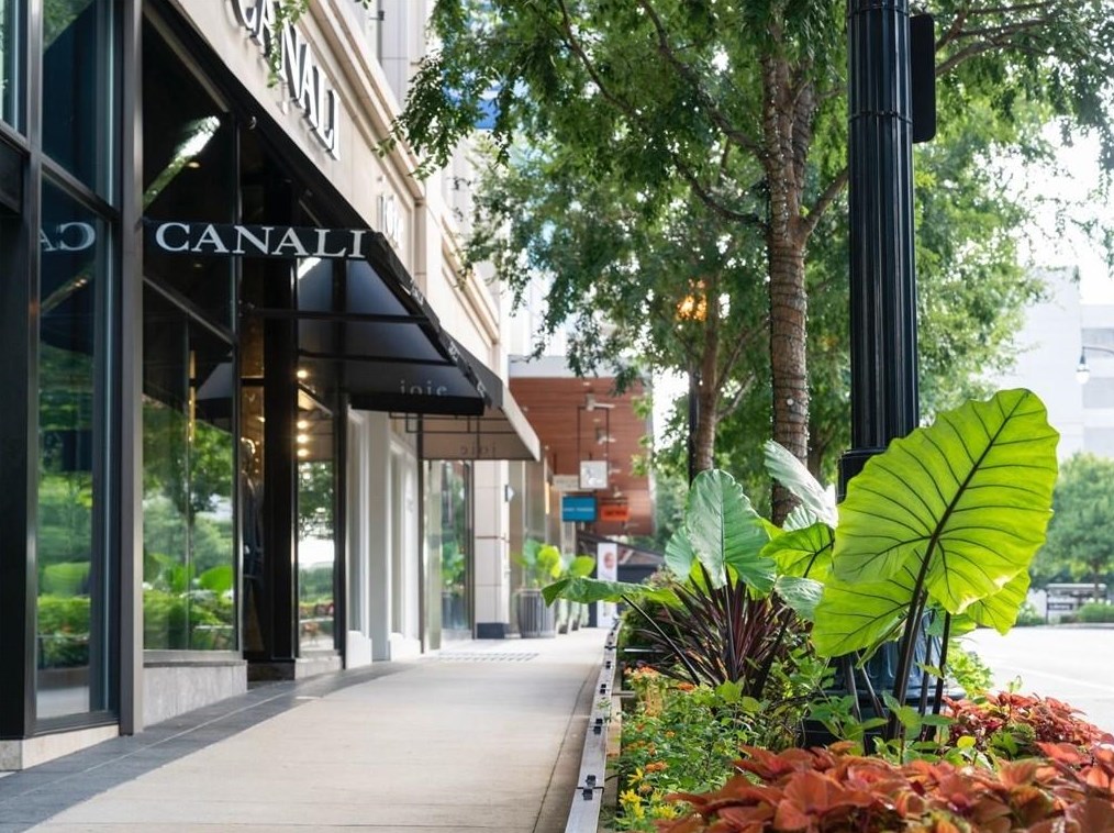 106 Sheridan Dr, Atlanta GA  30305-3136 exterior