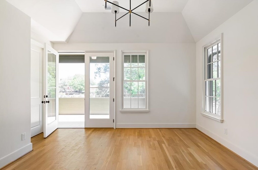 106 Sheridan Dr, Atlanta GA  30305-3136 exterior