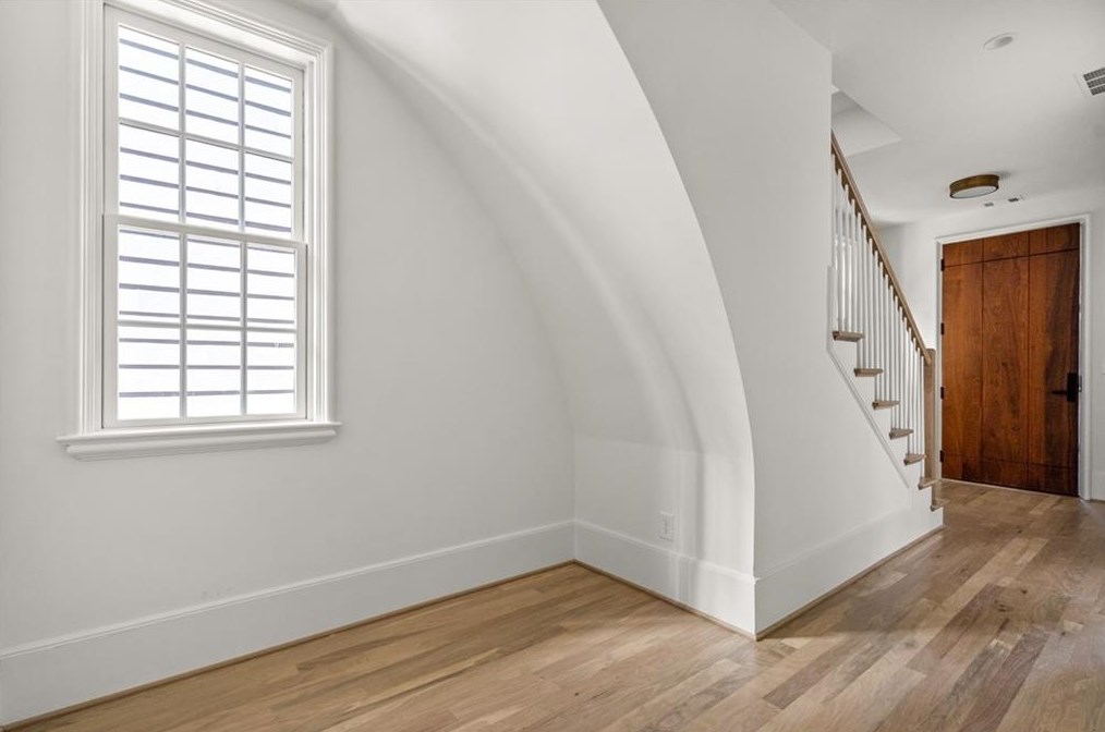 106 Sheridan Dr, Atlanta GA  30305-3136 exterior