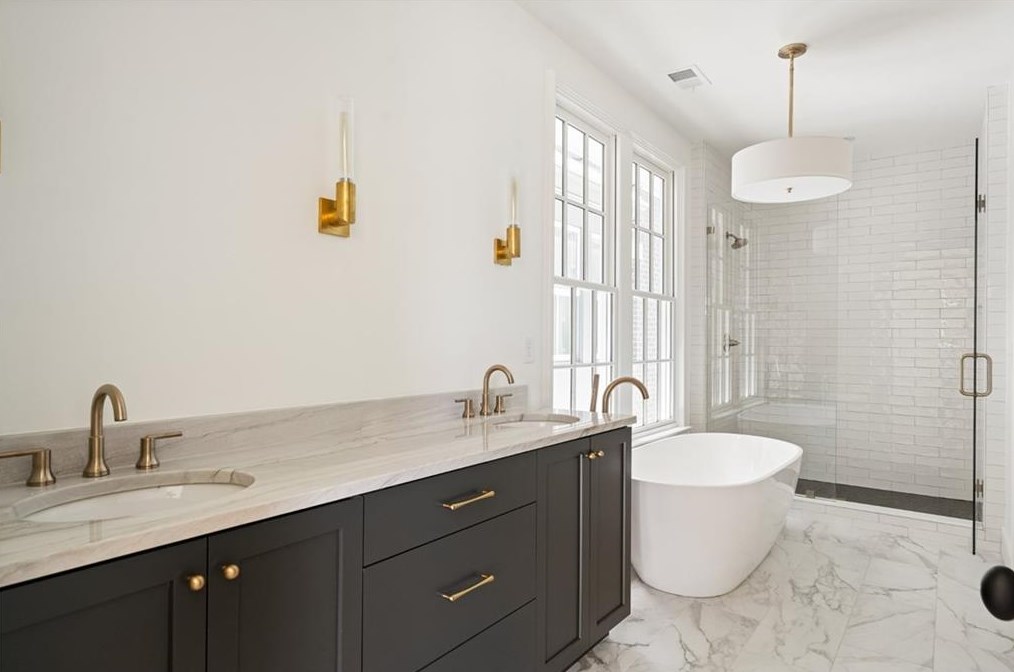 106 Sheridan Dr, Atlanta GA  30305-3136 exterior