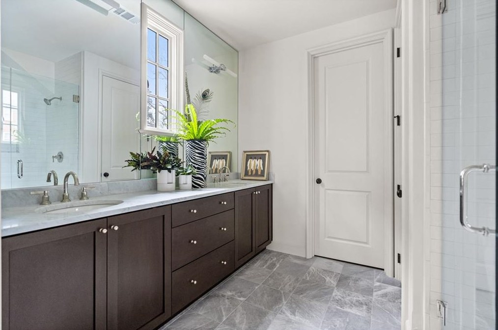 106 Sheridan Dr, Atlanta GA  30305-3136 exterior