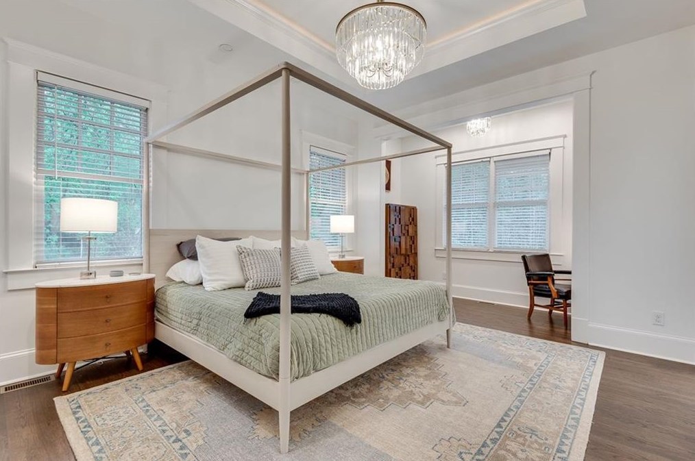 637 Cresthill Ave, Atlanta GA  30306-3639 exterior