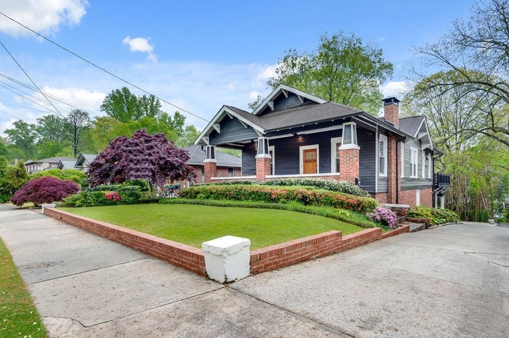637 Cresthill Ave, Atlanta GA  30306-3639 exterior
