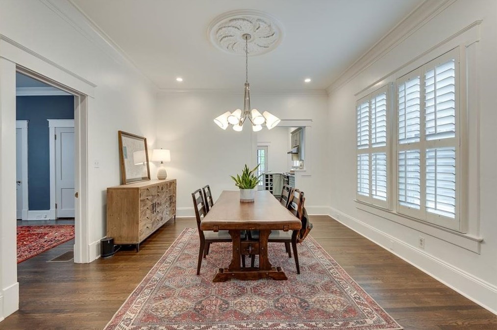 637 Cresthill Ave, Atlanta GA  30306-3639 exterior