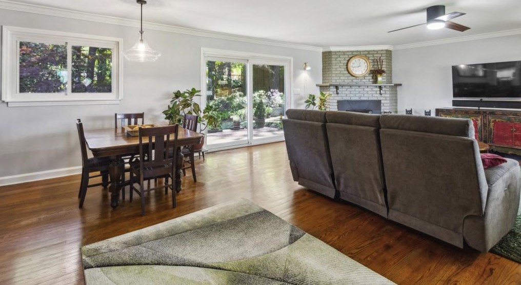 1939 Forest Green Dr, Atlanta GA  30329-2604 exterior