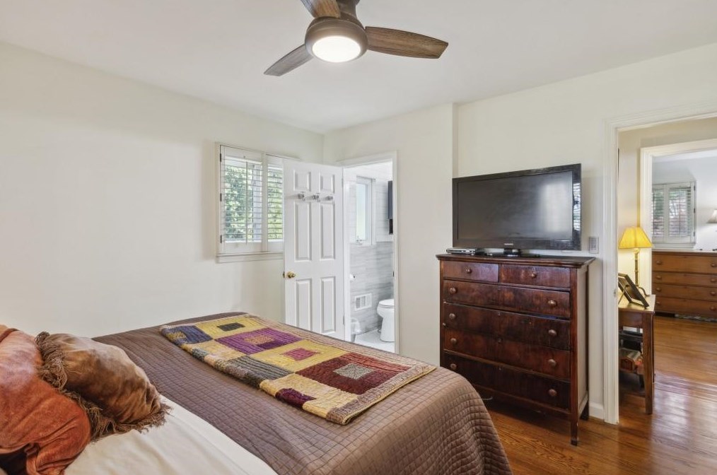1939 Forest Green Dr, Atlanta GA  30329-2604 exterior