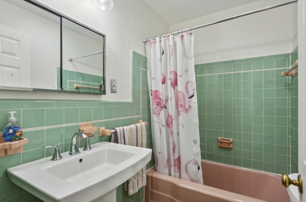 1939 Forest Green Dr, Atlanta GA  30329-2604 exterior