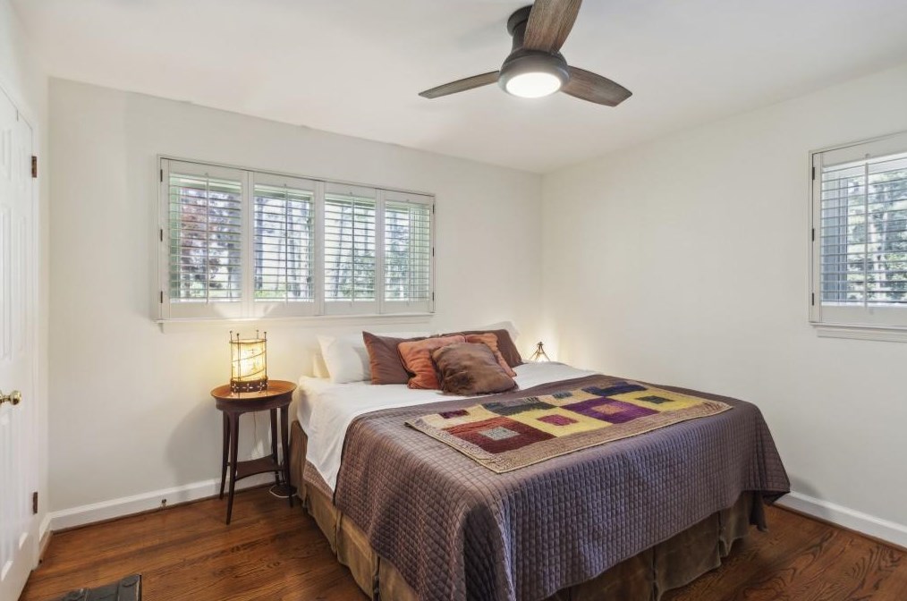 1939 Forest Green Dr, Atlanta GA  30329-2604 exterior