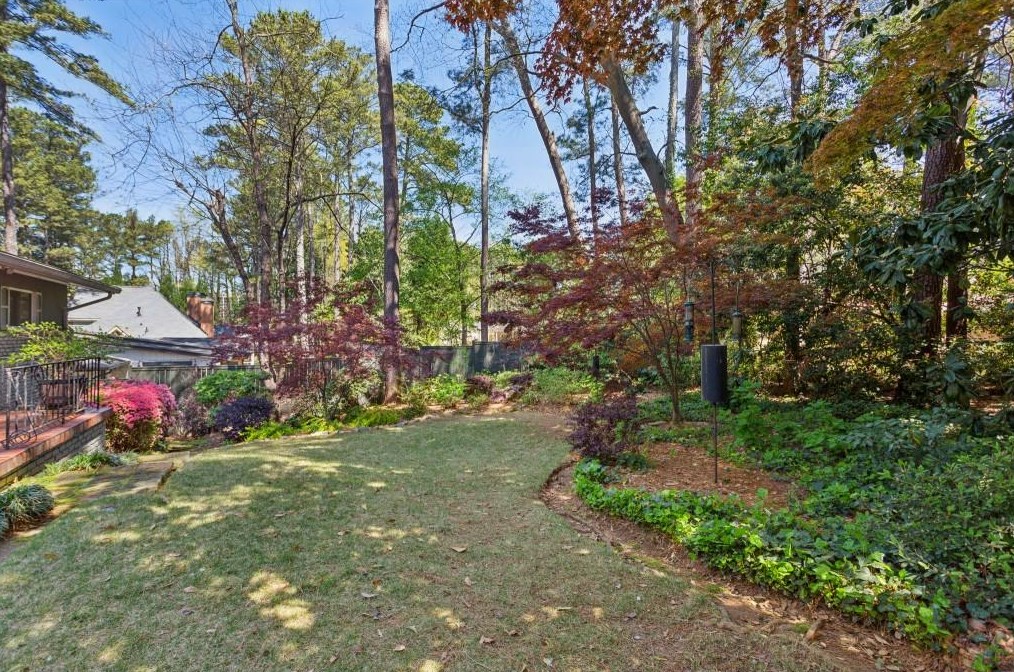 1939 Forest Green Dr, Atlanta GA  30329-2604 exterior