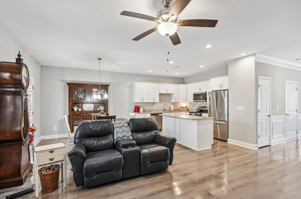 102 Hood Park Ct, Big Canoe GA  30143-8502 exterior