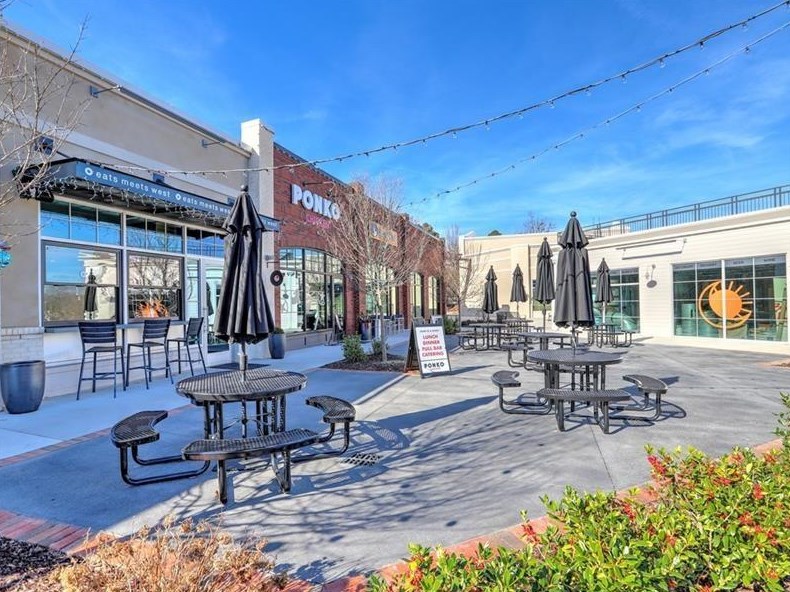 155 Devore Rd, Alpharetta GA  30009-0019 exterior