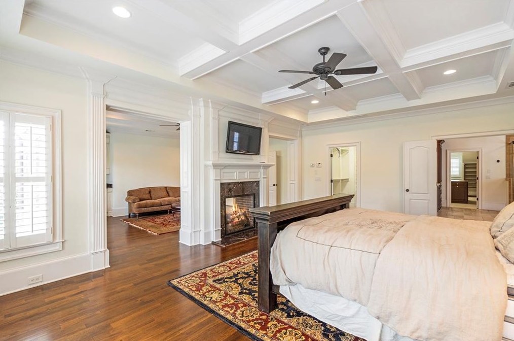 3057 Woodrow Way, Atlanta GA  30319-2707 exterior