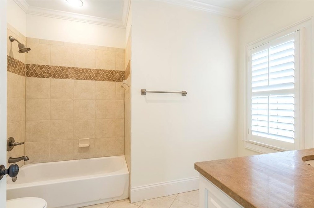 3057 Woodrow Way, Atlanta GA  30319-2707 exterior