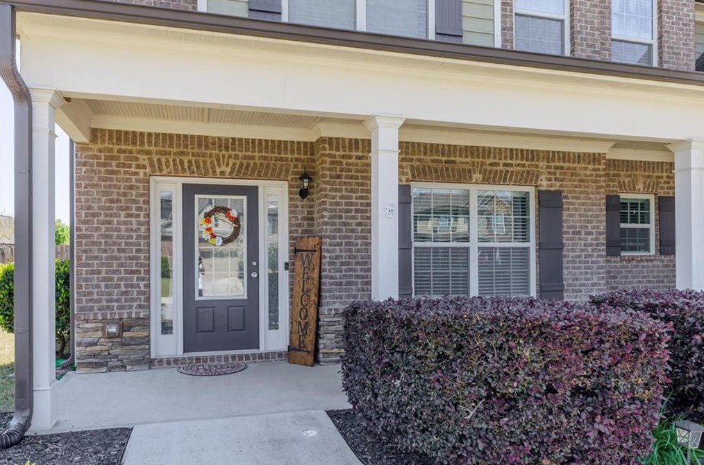 2595 Dawning Day Dr, Dacula GA  30019-1882 exterior