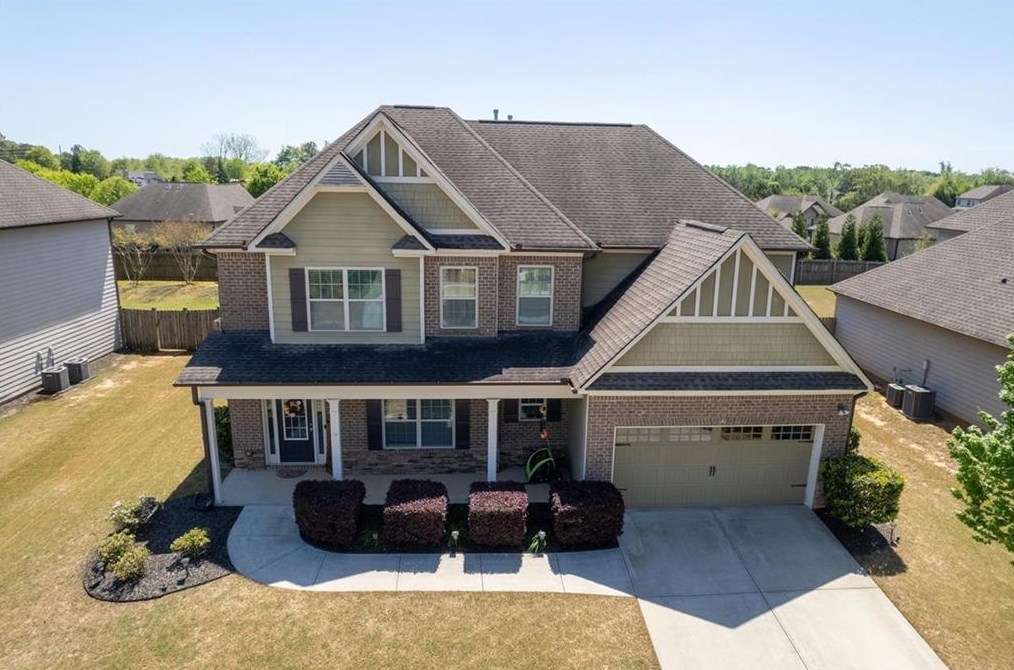 2595 Dawning Day Dr, Dacula GA  30019-1882 exterior