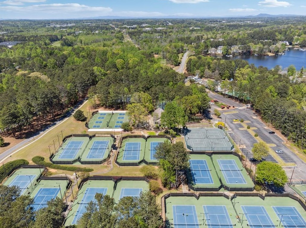 125 Columbia Bay, Alpharetta GA 30005-4305 exterior