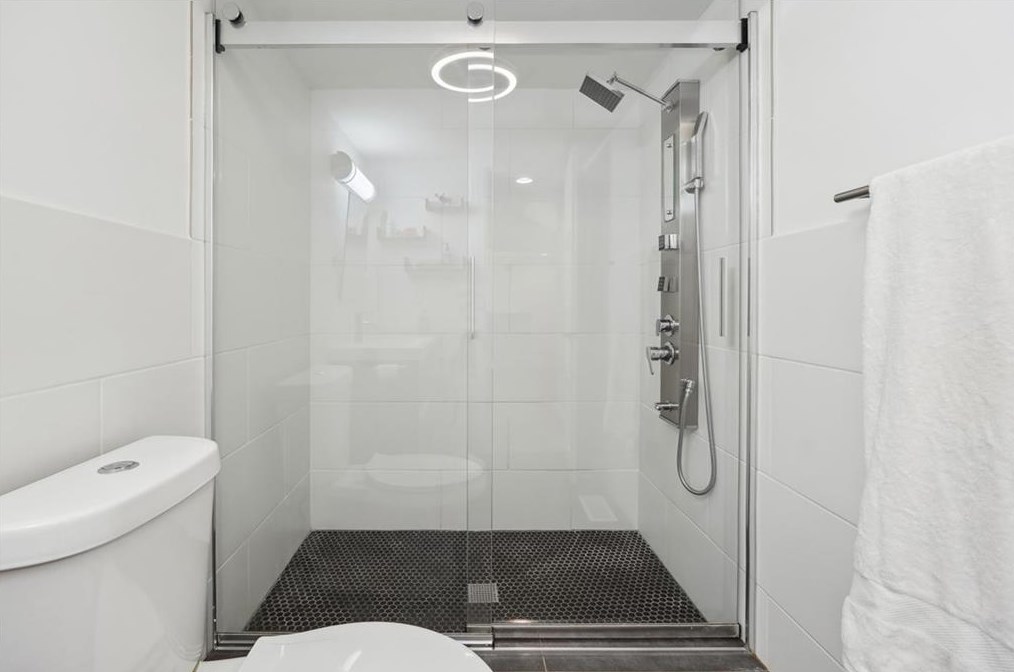 125 Columbia Bay, Alpharetta GA 30005-4305 exterior