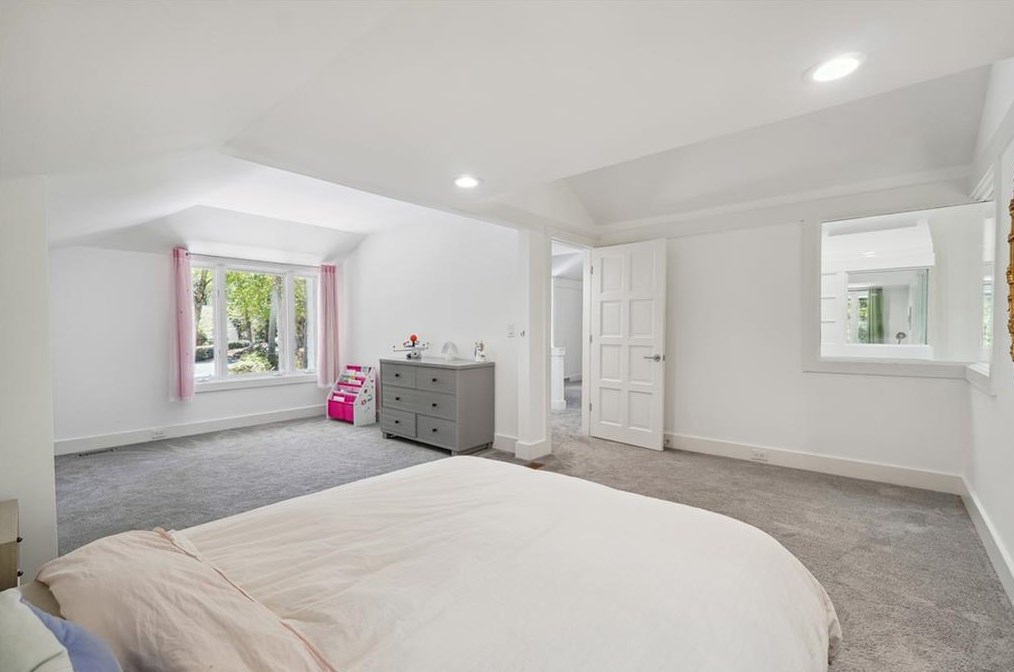 125 Columbia Bay, Alpharetta GA 30005-4305 exterior