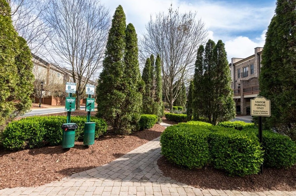 12 Rockland Pl, Decatur GA  30030-1335 exterior