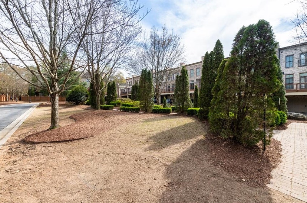 12 Rockland Pl, Decatur GA  30030-1335 exterior