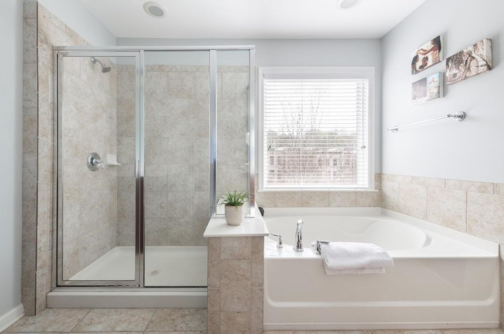 12 Rockland Pl, Decatur GA  30030-1335 exterior