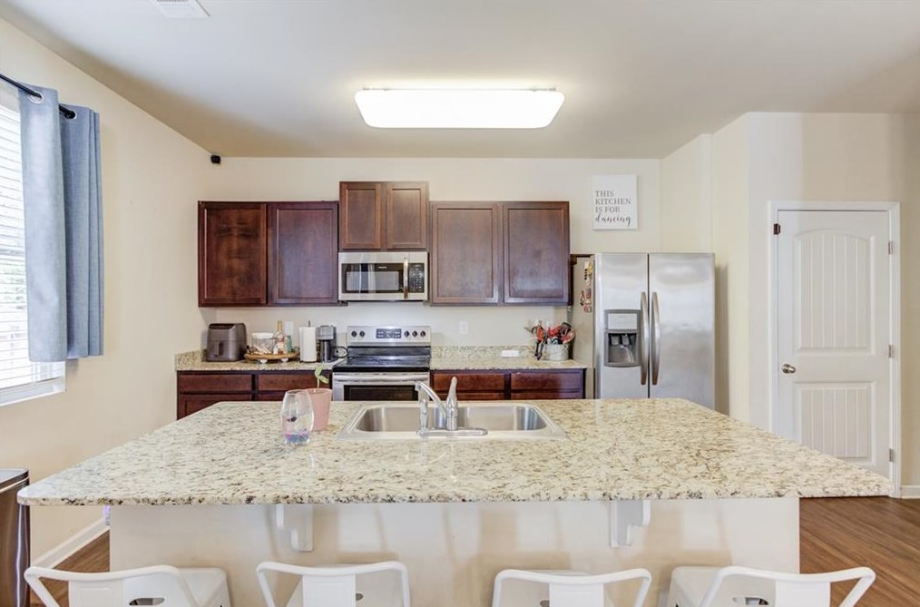 3170 Heritage Glen Dr, Gainesville GA 30507 exterior