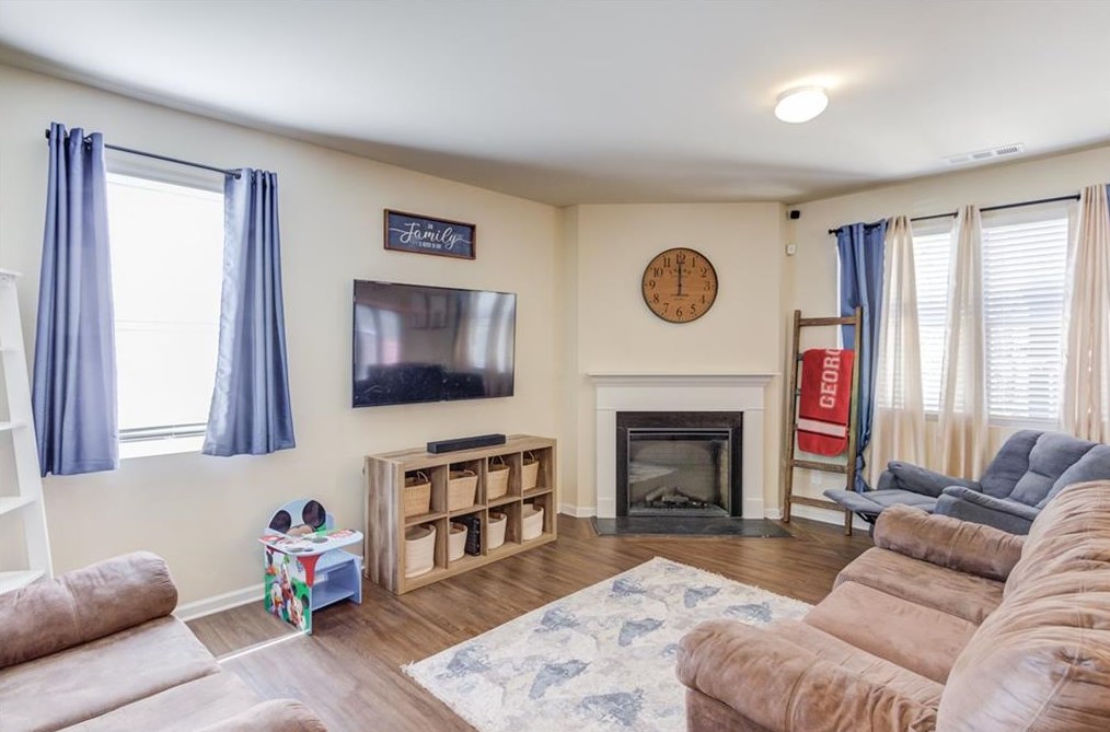 3170 Heritage Glen Dr, Gainesville GA 30507 exterior