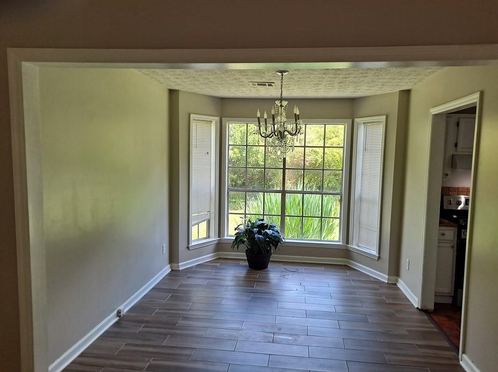 3956 Wintersweet Dr, Decatur GA  30034-5224 exterior