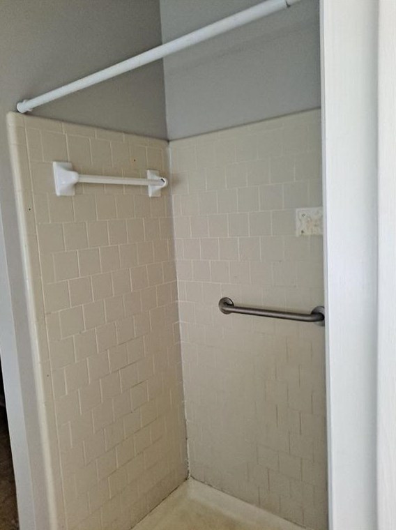 3956 Wintersweet Dr, Decatur GA  30034-5224 exterior