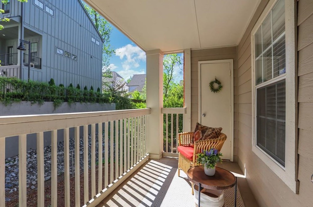 3081 Chastain Park Ct, Atlanta GA 30342-3256 exterior