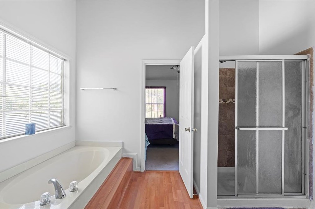 3945 Wintersweet Dr, Decatur GA  30034-5200 exterior