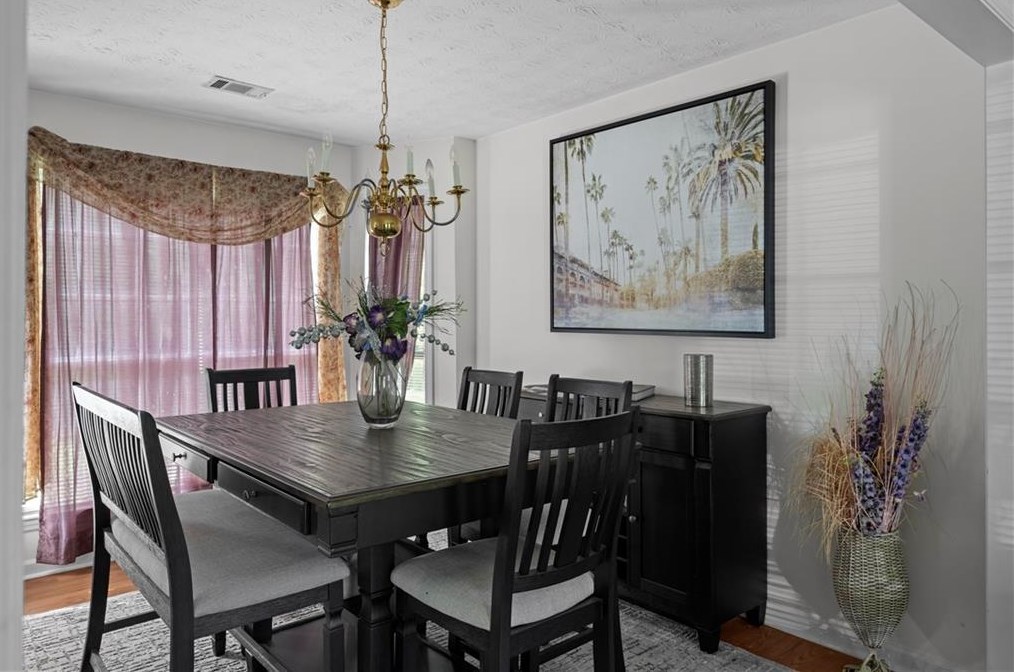 3945 Wintersweet Dr, Decatur GA  30034-5200 exterior