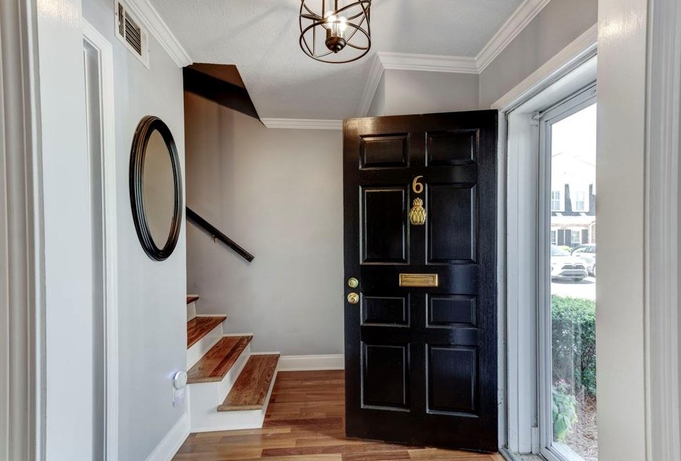 6 Market Sq Pl, Atlanta GA exterior