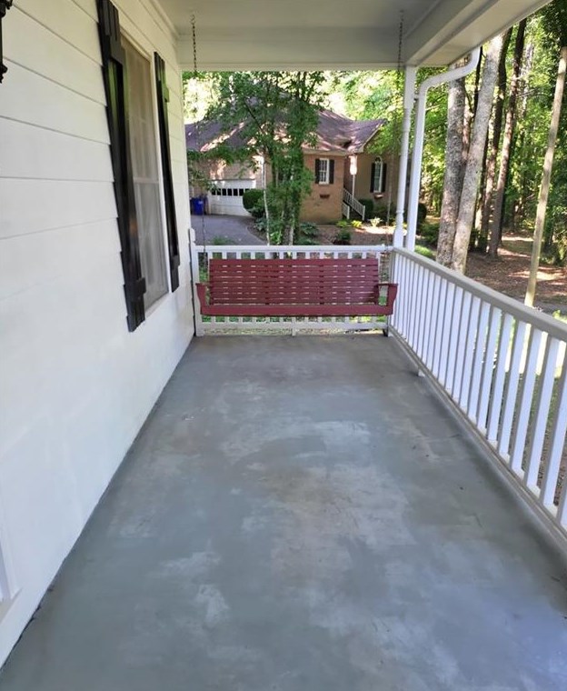 2202 Woodstream Ct, Conyers GA  30094-6830 exterior
