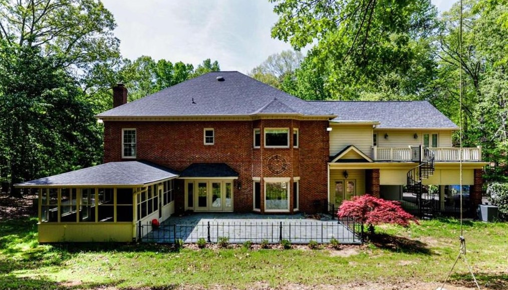 18 Huntington Rd, Rome GA  30165-8553 exterior