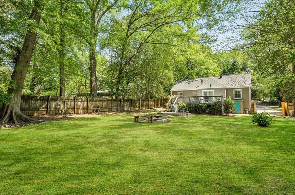 1322 Scott Blvd, Decatur GA  30030-1419 exterior