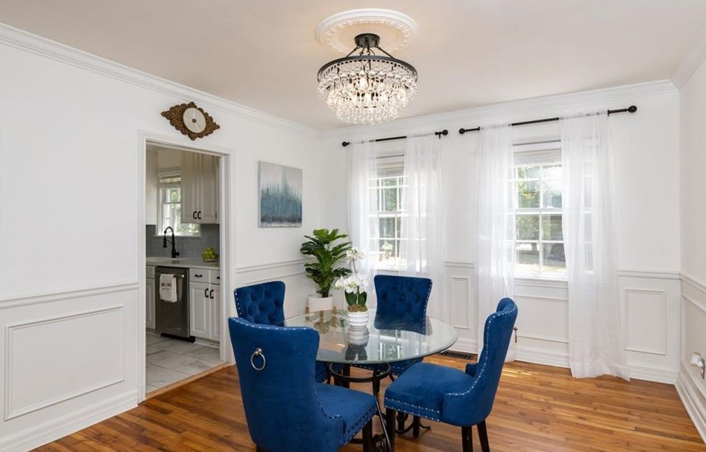 1322 Scott Blvd, Decatur GA  30030-1419 exterior