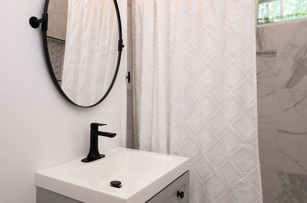 1322 Scott Blvd, Decatur GA  30030-1419 exterior