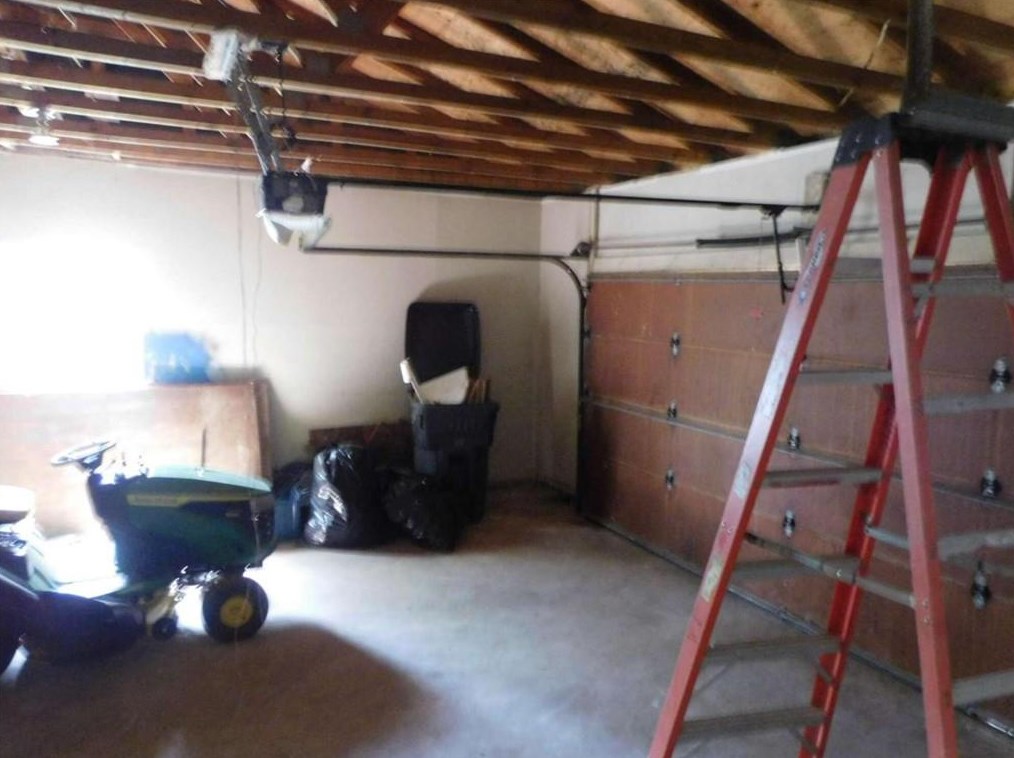 2444 Regal Ct, Lawrenceville GA  30044-3784 exterior