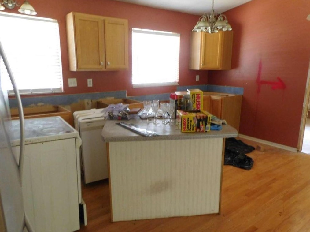 2444 Regal Ct, Lawrenceville GA  30044-3784 exterior