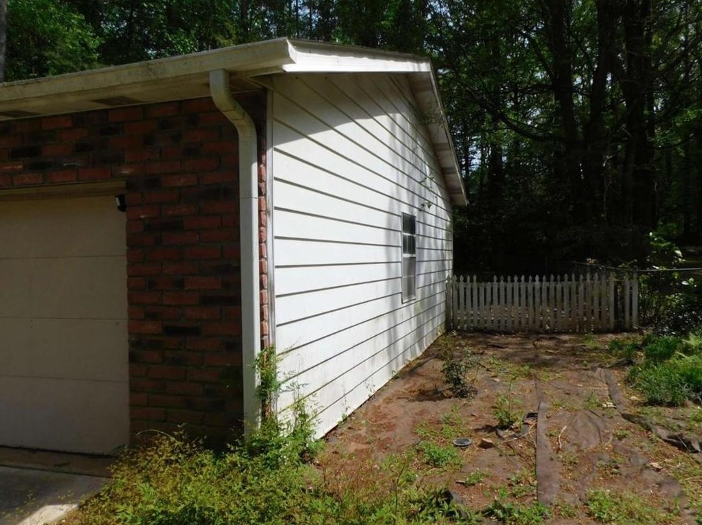 2444 Regal Ct, Lawrenceville GA  30044-3784 exterior