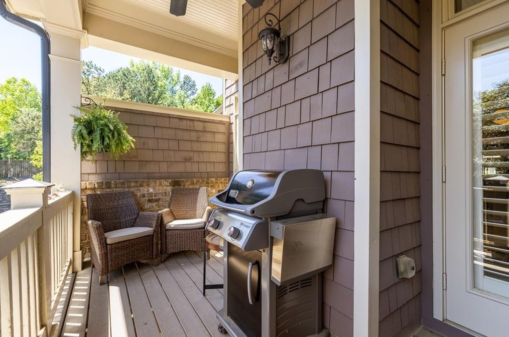 2479 Gatebury Cir, Atlanta GA  30341-2635 exterior