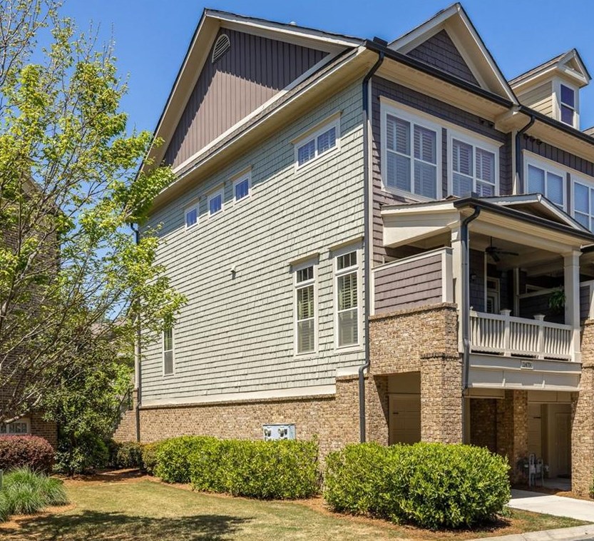 2479 Gatebury Cir, Atlanta GA  30341-2635 exterior