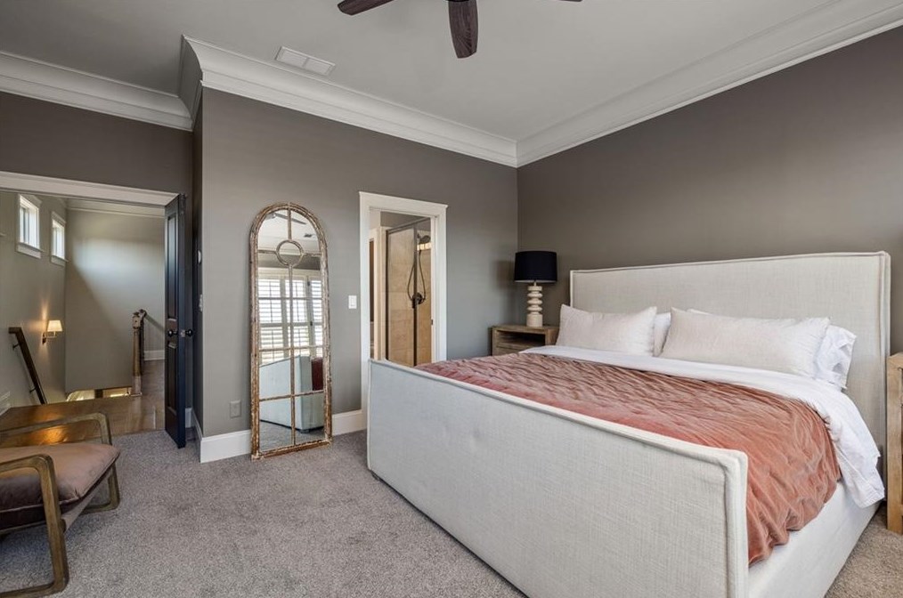 2479 Gatebury Cir, Atlanta GA  30341-2635 exterior