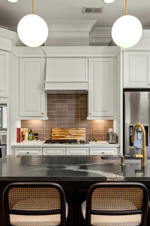 2479 Gatebury Cir, Atlanta GA  30341-2635 exterior