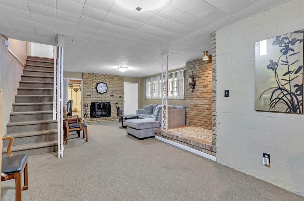 2287 Doris Dr, Decatur GA  30034-1024 exterior