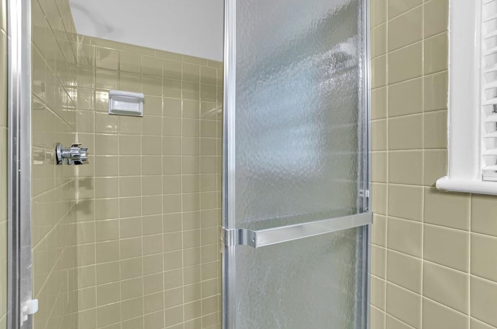 2287 Doris Dr, Decatur GA  30034-1024 exterior