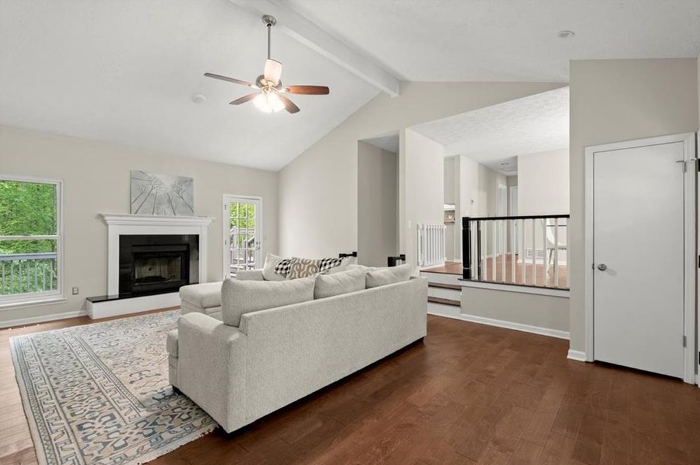 3513 Vinings North Trce, Smyrna GA  30080-4583 exterior