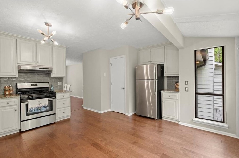 3513 Vinings North Trce, Smyrna GA  30080-4583 exterior