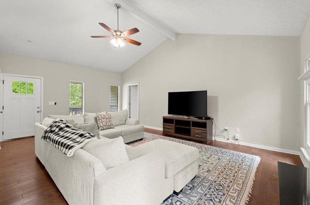 3513 Vinings North Trce, Smyrna GA  30080-4583 exterior